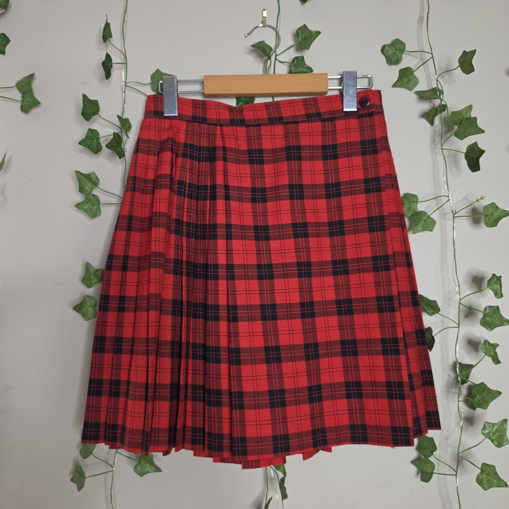 Red Plaid Pleated Skirt - Women's Classic Tartan